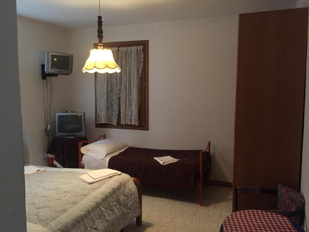 Locanda Del Sole Montese Екстер'єр фото